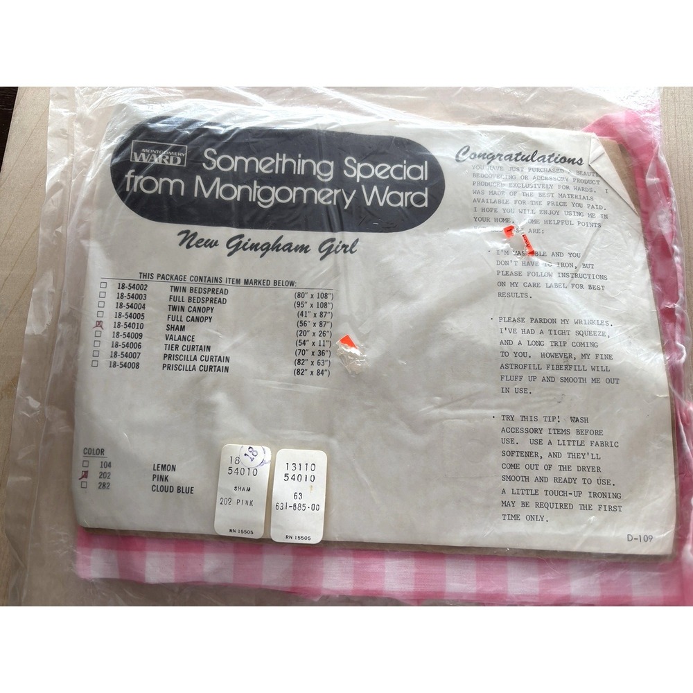 Vtg Pink White Gingham Pillow Sham NIP Montgomery Ward Ruffles Cottage 20x26